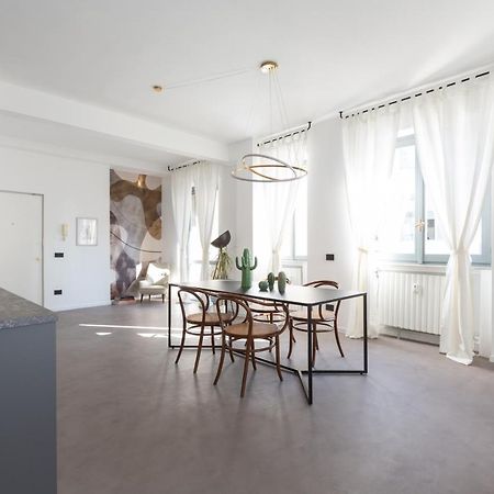 Apartamento Sant'Ambrogio Bright And Stylish Flat Milán Exterior foto