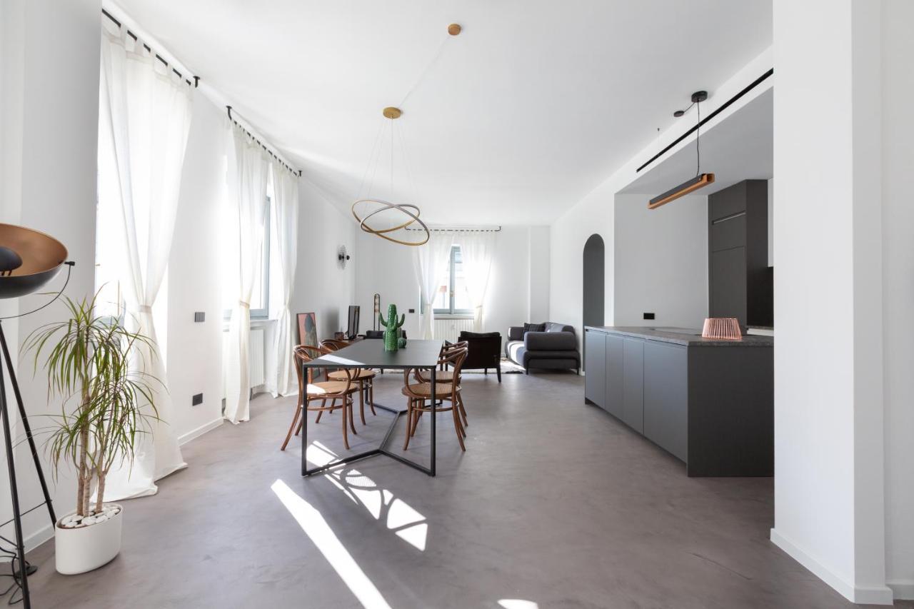 Apartamento Sant'Ambrogio Bright And Stylish Flat Milán Exterior foto